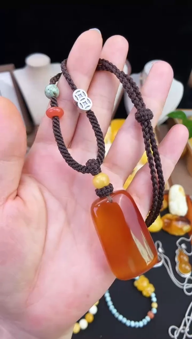 琥珀未镶嵌珠宝奇石柒月