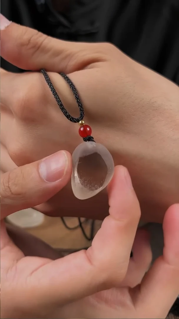 未镶嵌吊坠(赠链)水晶水晶