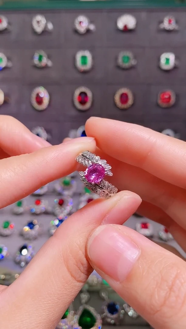 【闪购商品】彩色蓝宝石18k金戒指18K金镶嵌1