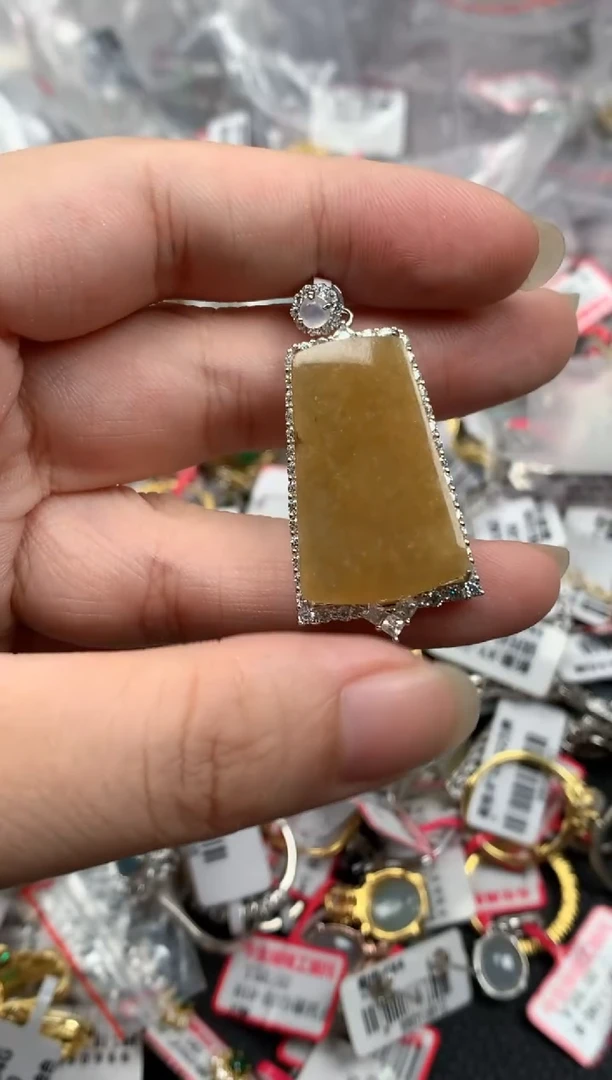 翡翠戒指银S925镶嵌天然A货缅甸翡翠