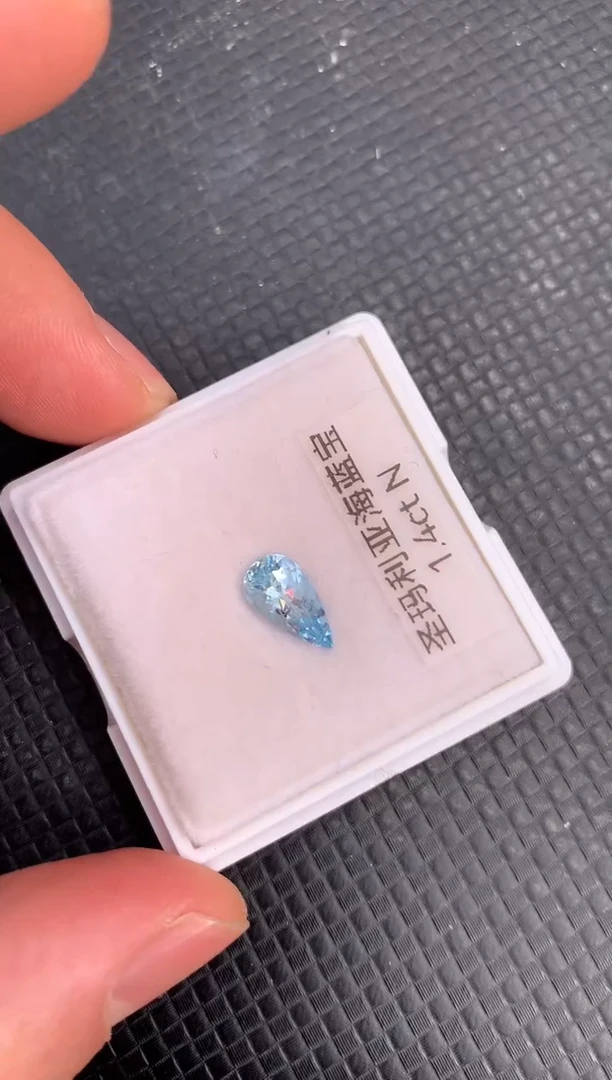 【闪购商品】海蓝宝石裸石未镶嵌天然圣玛利亚色海蓝宝石