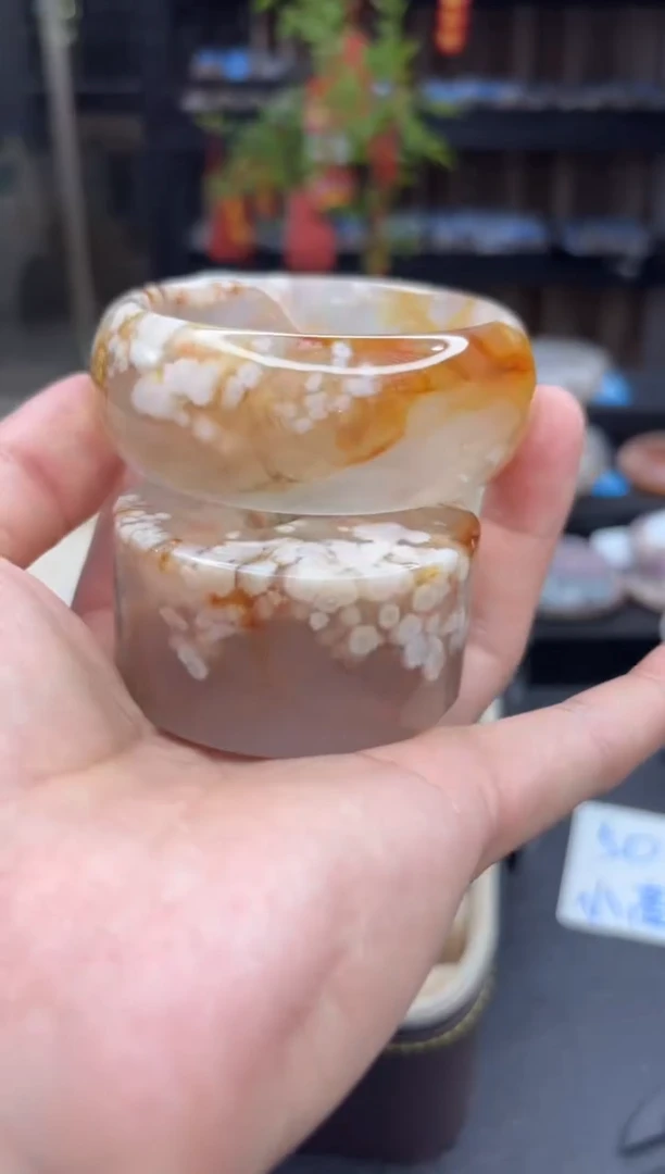 【闪购商品】石英质玉手镯未镶嵌17（61圈赠送镯心）