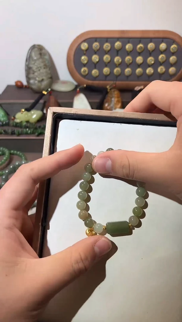 未镶嵌和田玉挂件手串