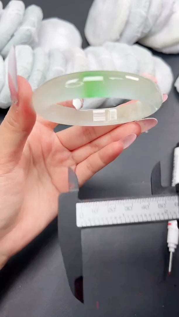 精品手镯，一物一拍T-049