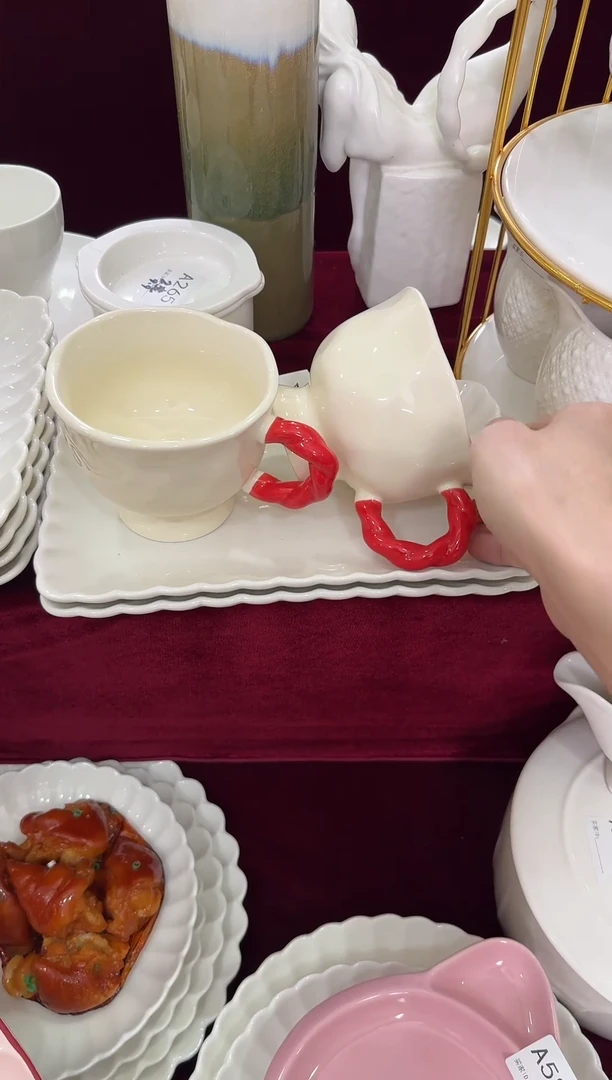 摆件陶麻花杯红把 2个 清仓微瑕陶瓷餐具