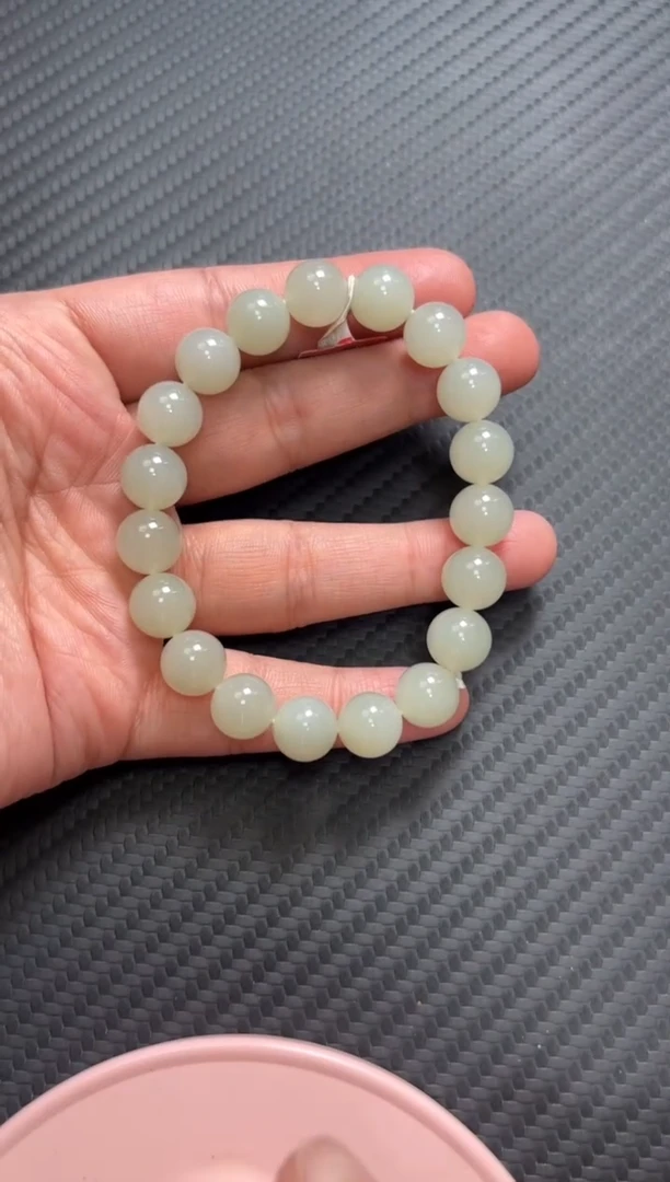 手串未镶嵌和田玉且末微色差近矿手串卡10