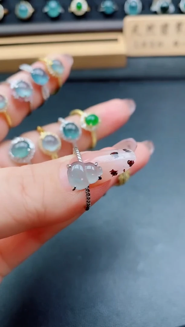 银S925镶嵌戒指翡翠1