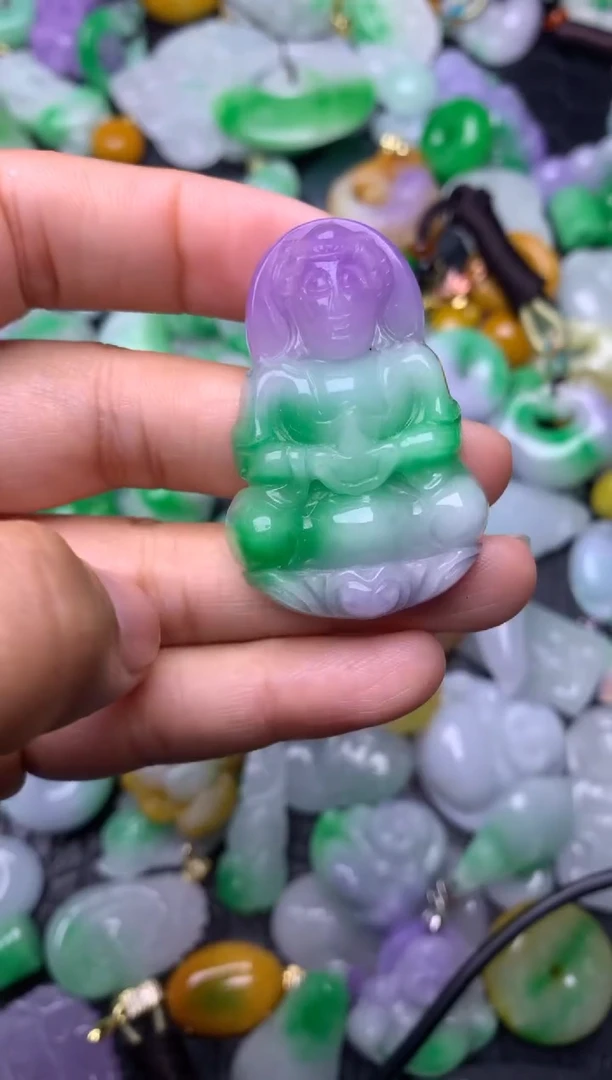 颈饰未镶嵌翡翠缅甸翡翠吊坠