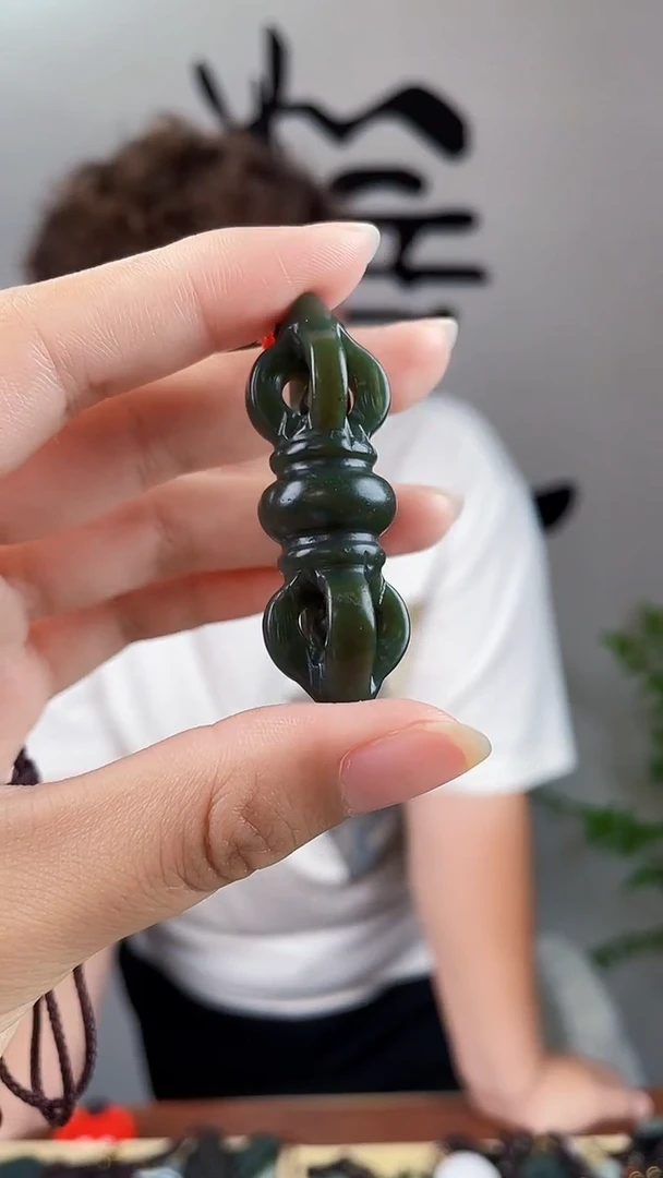 和田玉未镶嵌颈饰拍一发一，多样性发货