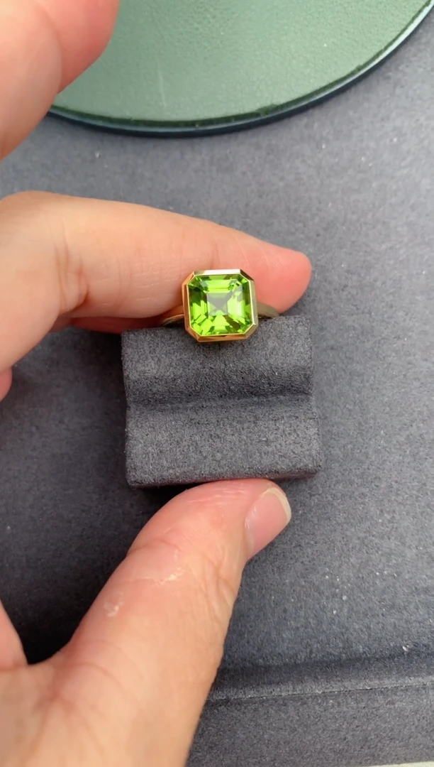 18K金镶嵌戒指橄榄石3.5ct橄榄石   定制   BG