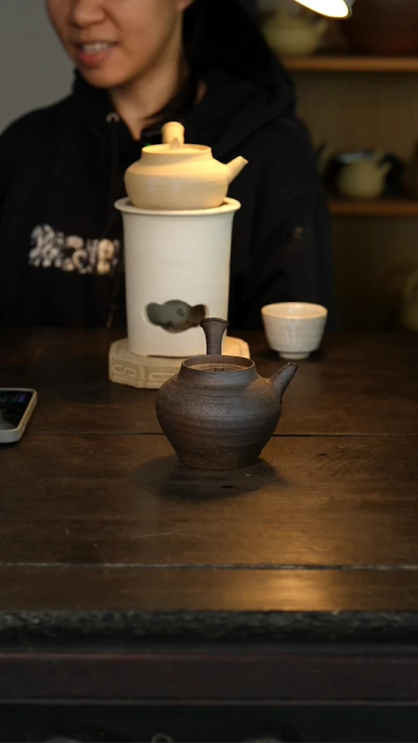 【闪购商品】紫砂（柴烧）网孔 约400cc