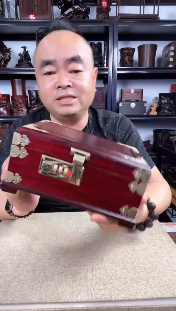 木389老李红木工艺品