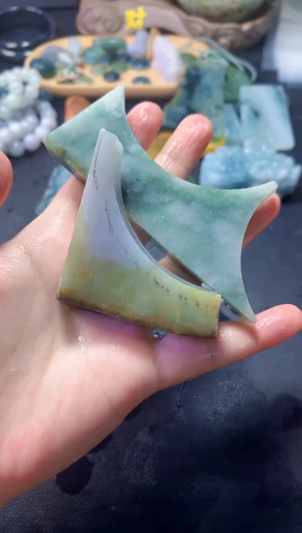 翡翠未镶嵌颈饰045天然翡翠
