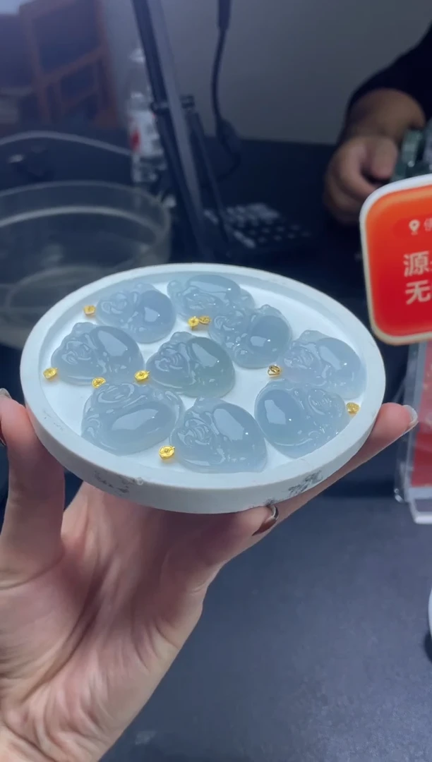 18K金镶嵌定制翡翠DDJ36200/多样性发一件