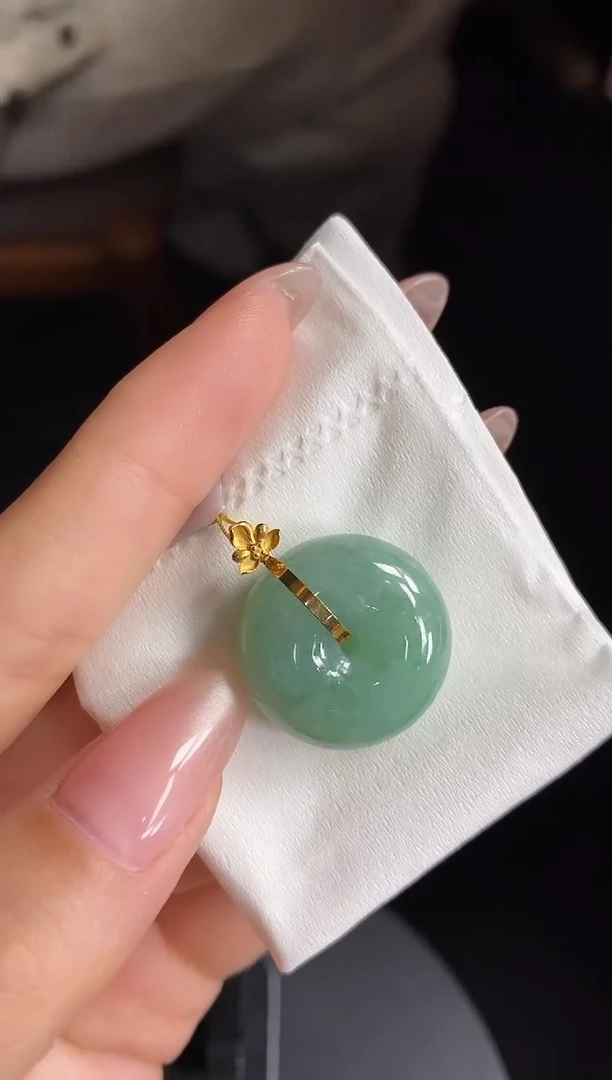 吊坠(不含链)18K金镶嵌翡翠18K金扣镶嵌@@CMT