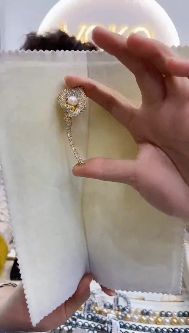 【闪购商品】海水珍珠胸饰未镶嵌akoya胸针