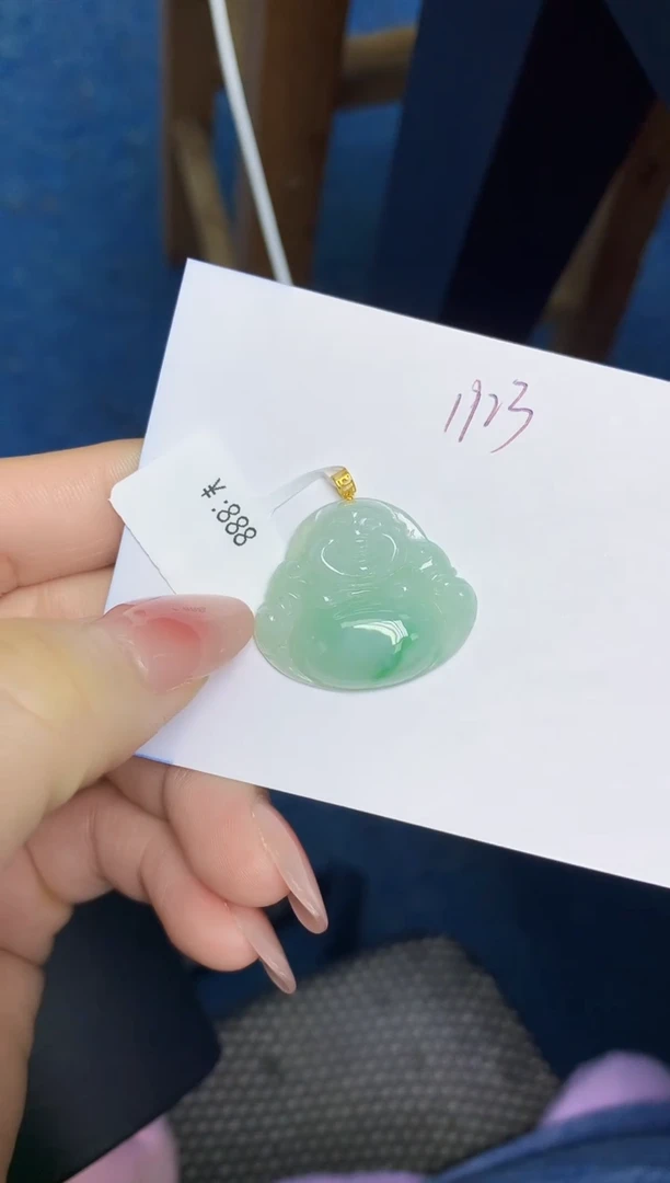 翡翠18K金镶嵌颈饰 天然缅甸翡翠A货