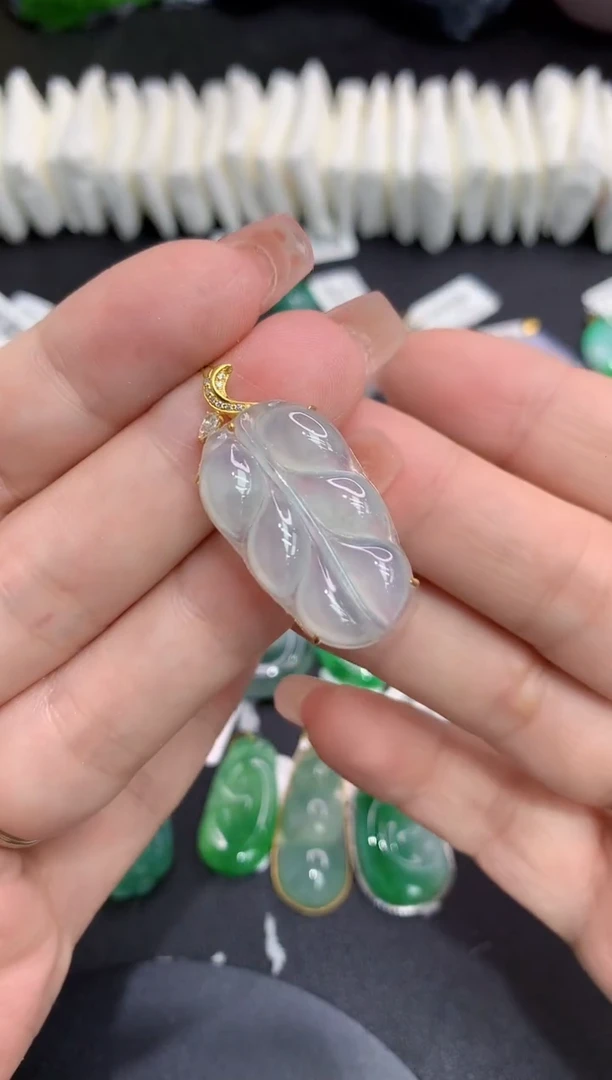 吊坠(不含链)18K金镶嵌翡翠111111111111