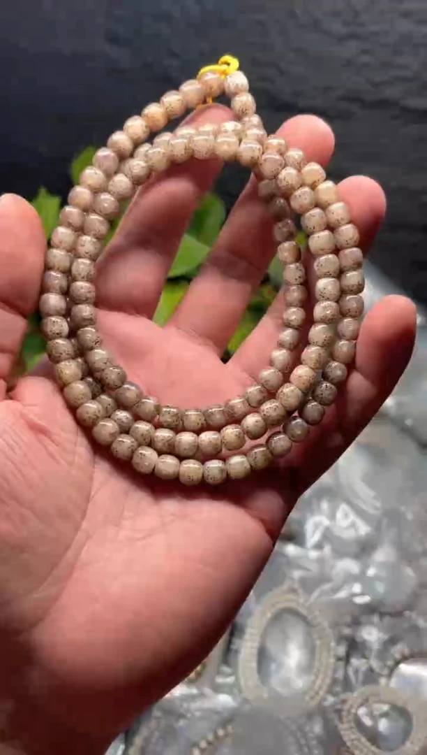 星月菩提吊坠《9*001》7X6粉冰长串