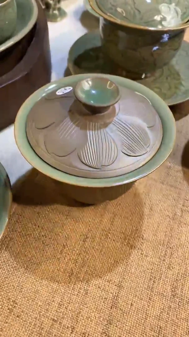 耀州窑微瑕素面刻花二才盖碗130CC一只