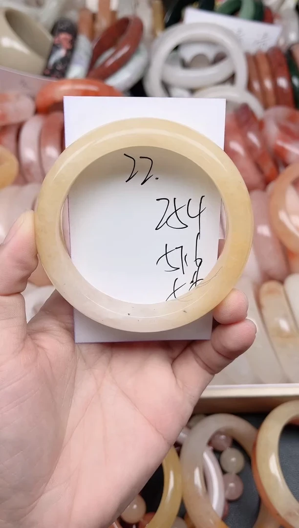 未镶嵌手镯石英质玉254