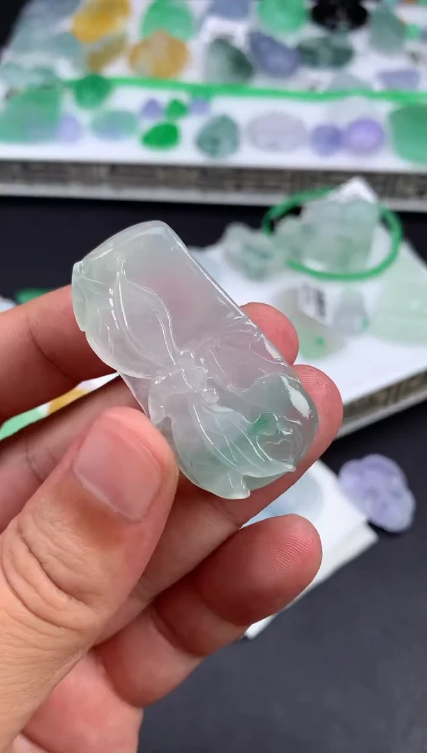 未镶嵌定制翡翠富***?翡翠