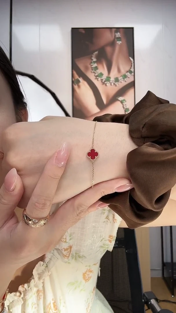 玛瑙/玉髓手链18K金镶嵌红色k黄，小号单花手链GHJ