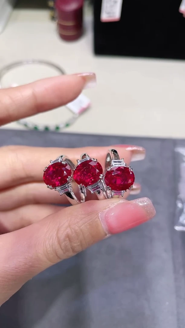 S925银镶嵌合成（培育）红宝石戒指777 多样性发其一