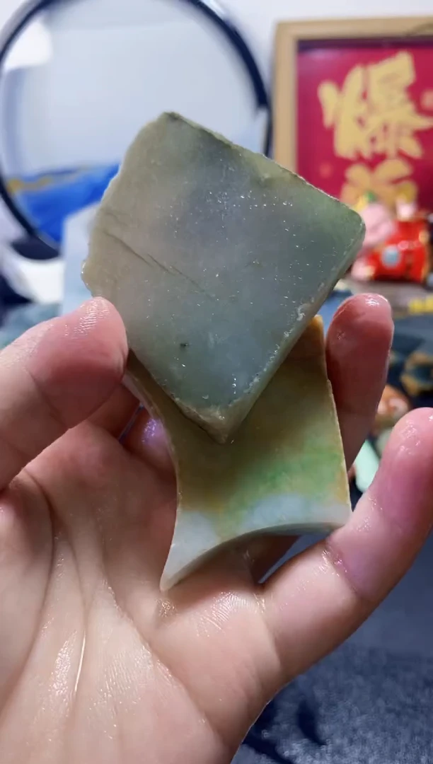 翡翠未镶嵌颈饰032天然翡翠