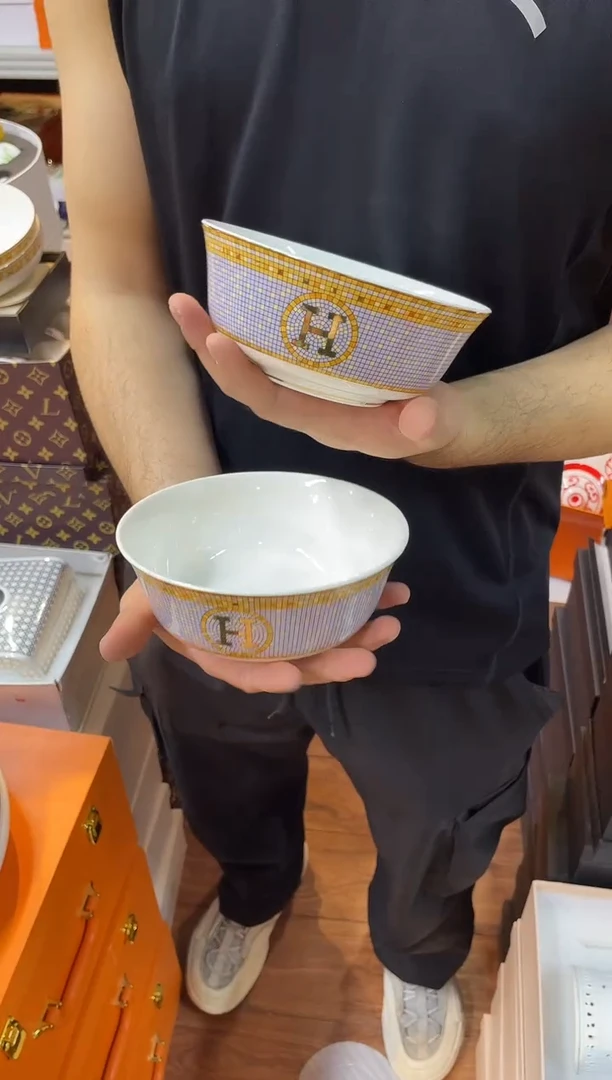 杯鸿辉家品牌瓷器，京东包邮！