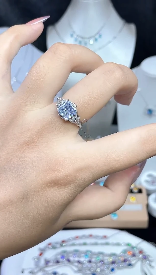 合成立方氧化锆925银编号F0146  戒指  藤蔓款