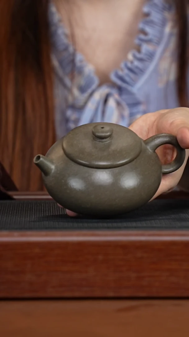 茶壶紫砂全砂蟹壳青扁韵
