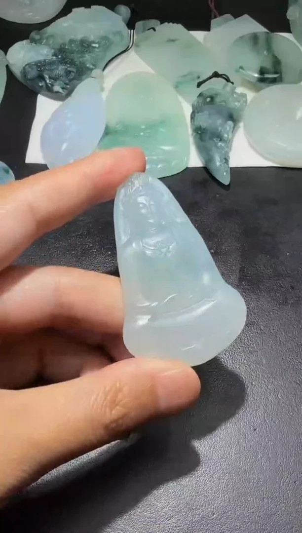 未镶嵌定制翡翠毛货