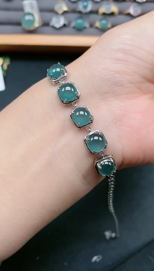 翡翠戒指银S925镶嵌111111