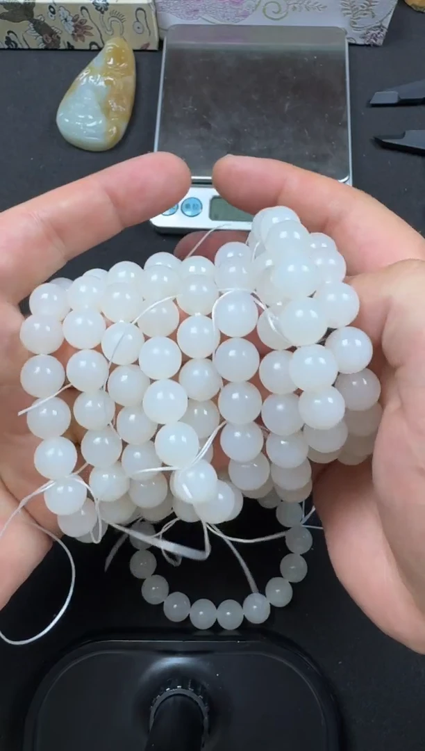 颈饰未镶嵌和田玉多样性发货，拍一发一