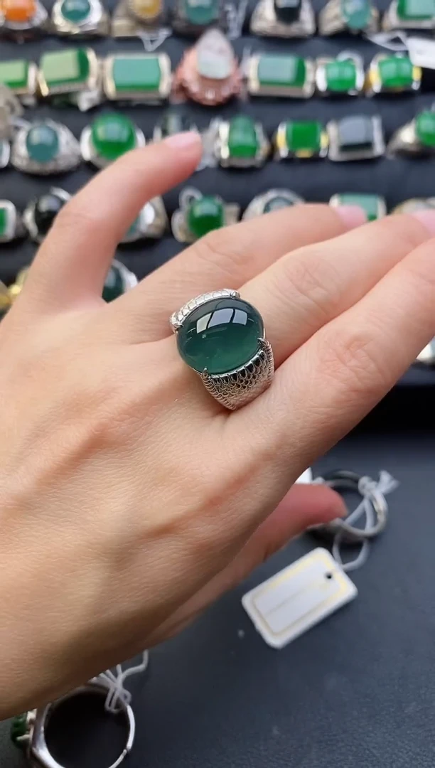 【闪购商品】翡翠戒指银S925镶嵌111111