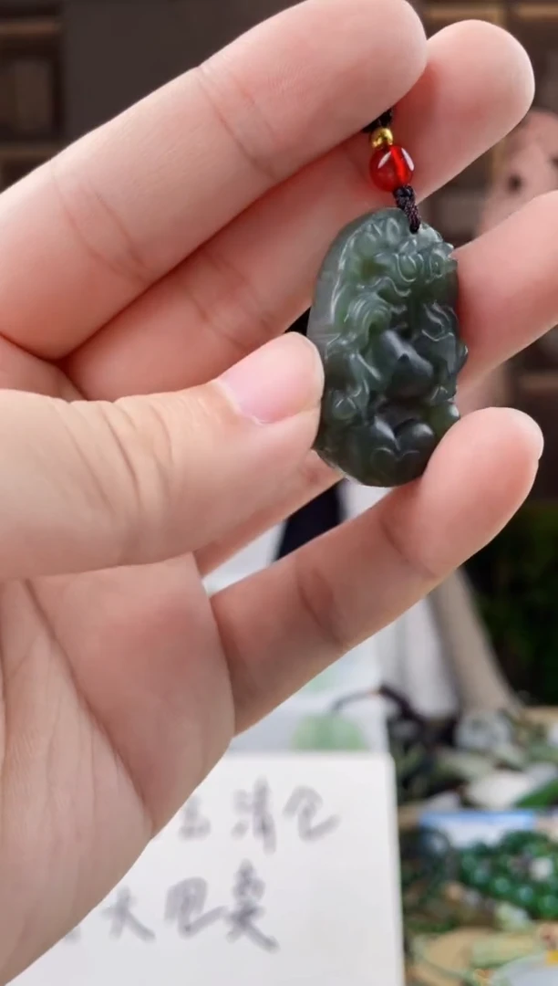 颈饰未镶嵌和田玉拍一发一，多样性发货