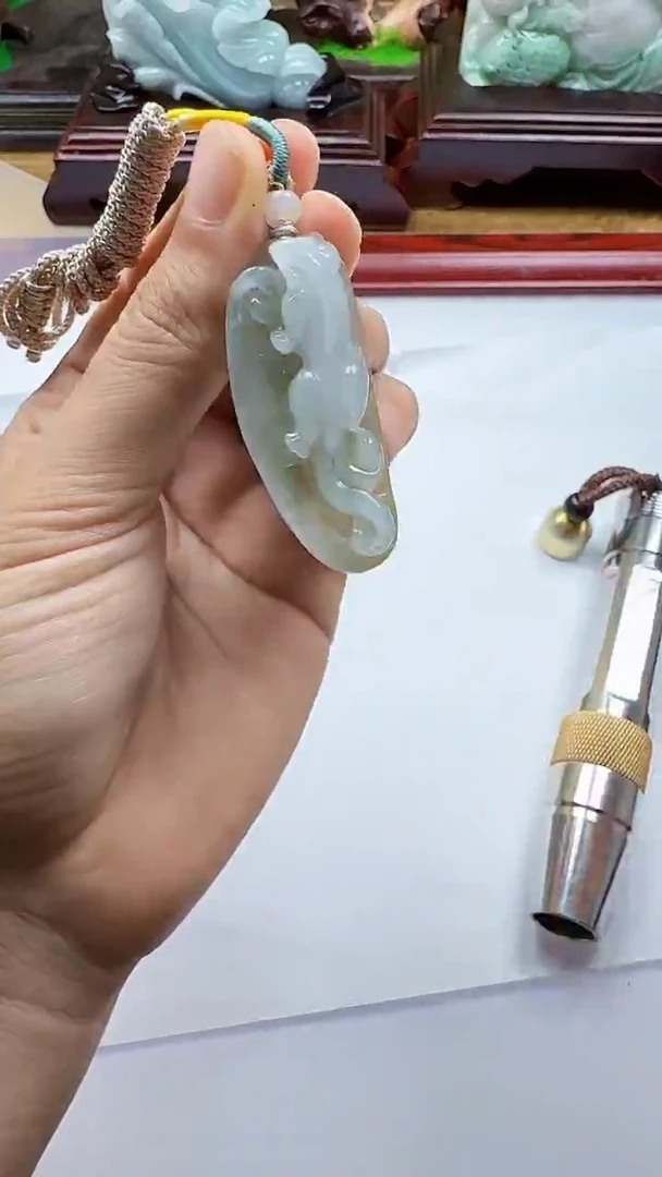 吊坠(不含链)未镶嵌翡翠1