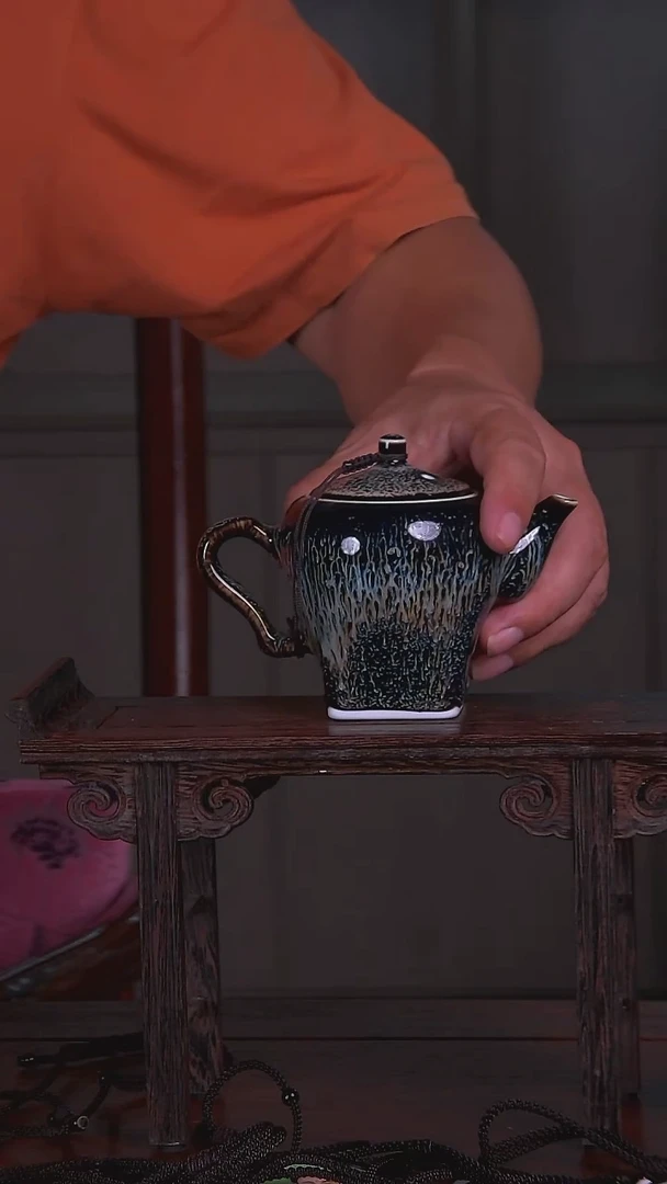 摆件陶瓷茶壶SG007