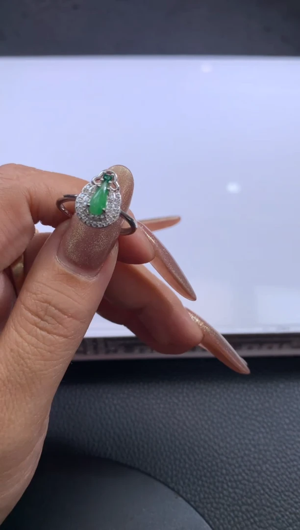 【闪购商品】翡翠戒指银S925镶嵌翡翠