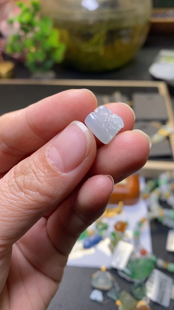 颈饰未镶嵌翡翠35816