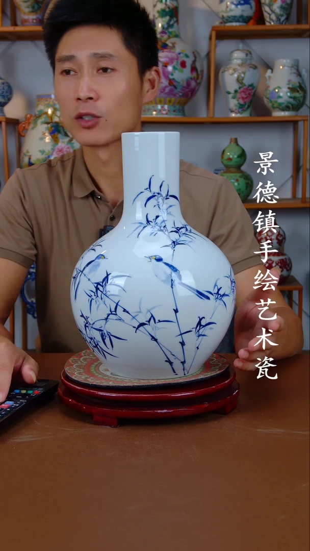 现代景德镇手工手绘陶瓷摆件3