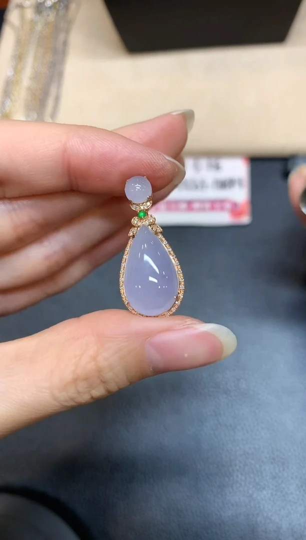 【闪购商品】翡翠颈饰18K金镶嵌【无鉴赏期