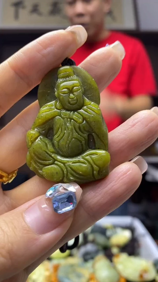 未镶嵌岫玉挂件