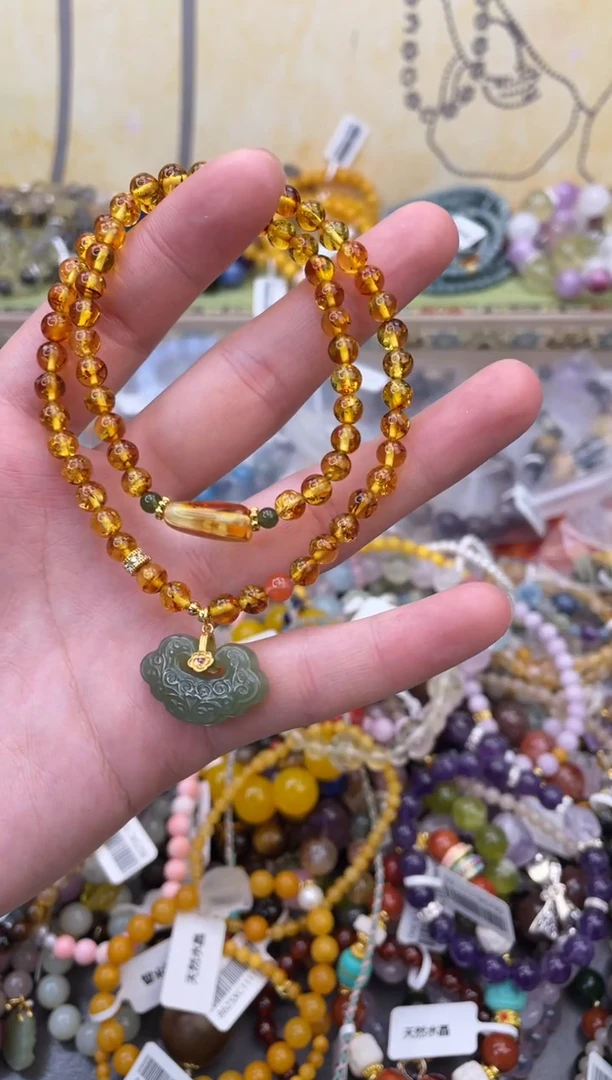 未镶嵌琥珀手饰249