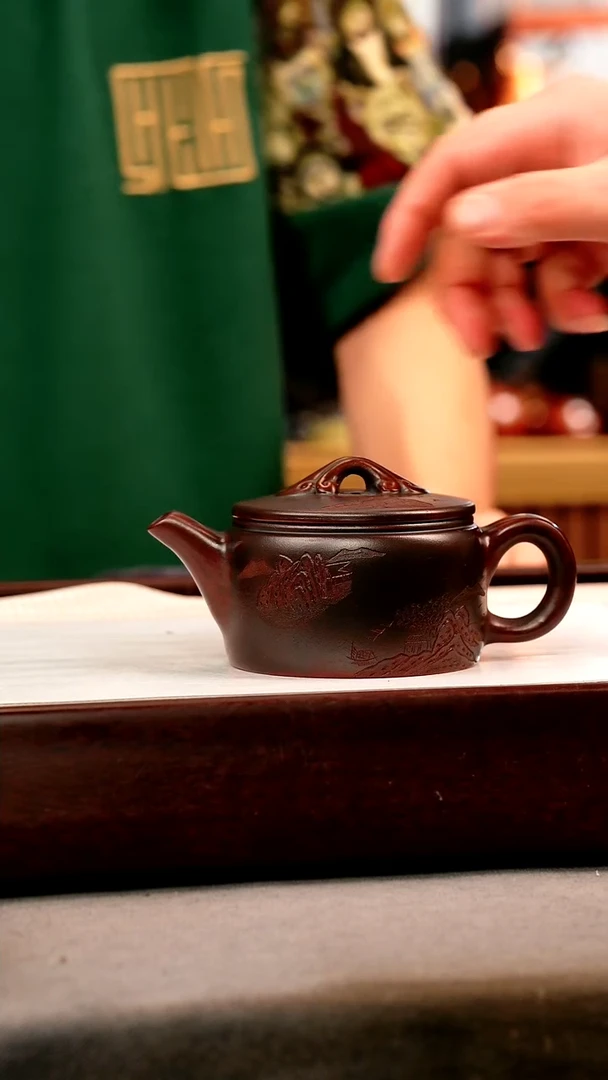 茶壶紫砂铁血红砂 如意汉瓦 观山