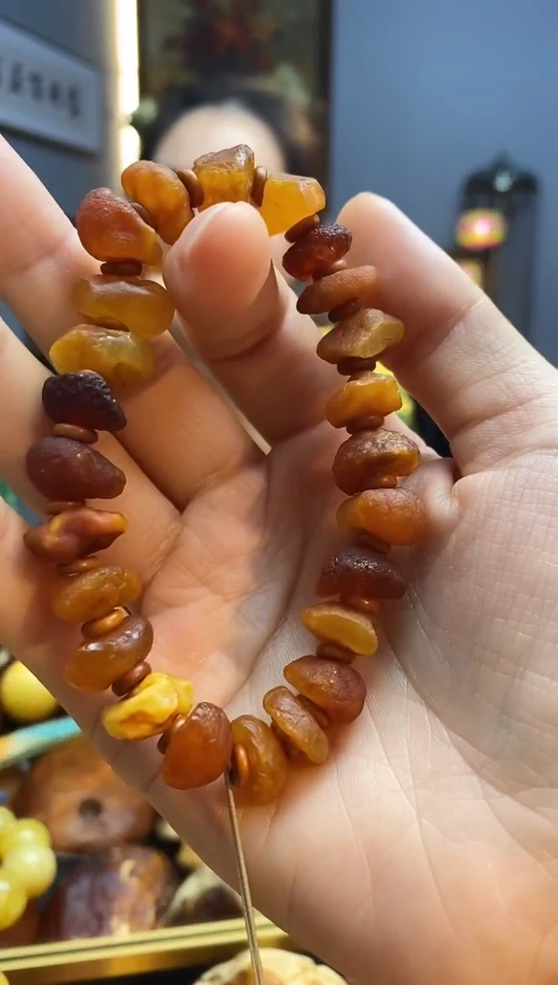 琥珀颈饰未镶嵌手串