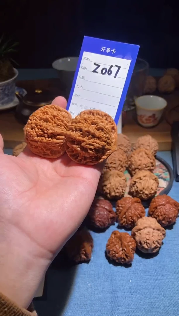 把件文玩核桃067麒麟纹官帽50尺