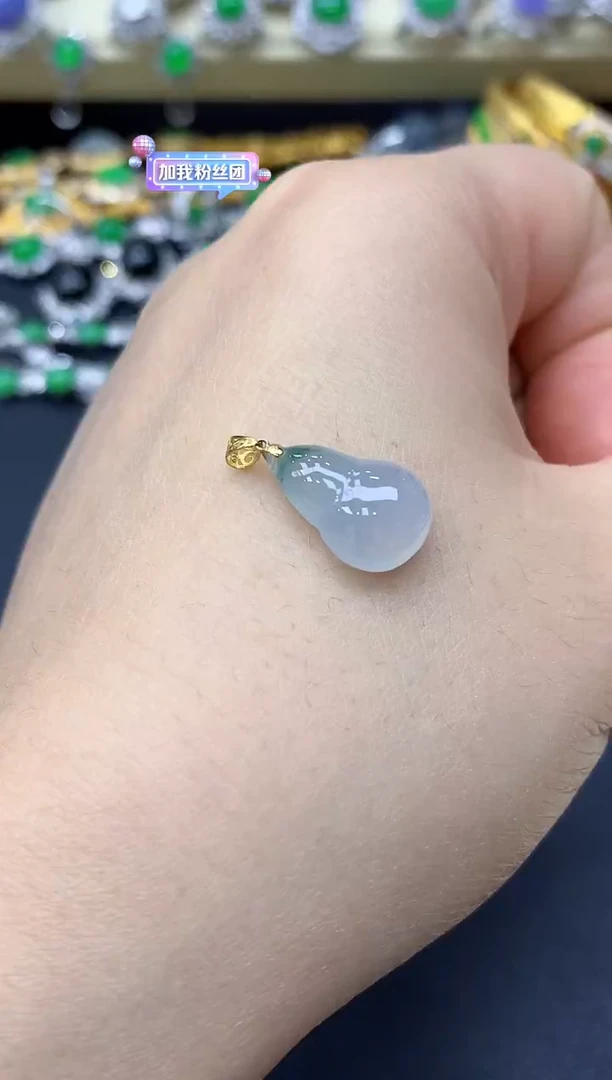 颈饰18K金镶嵌翡翠14