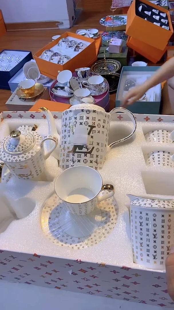 鸿辉家品牌瓷器，京东包邮！